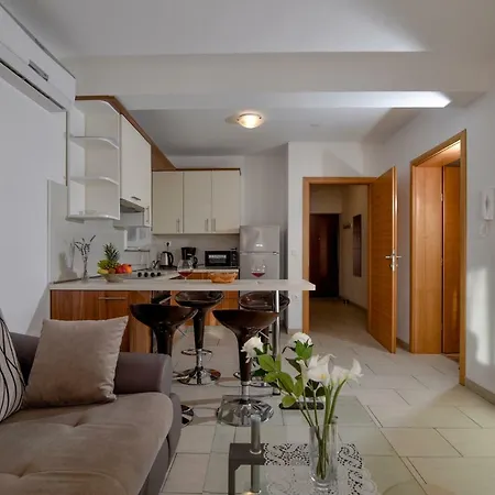 Stella Apartment *
